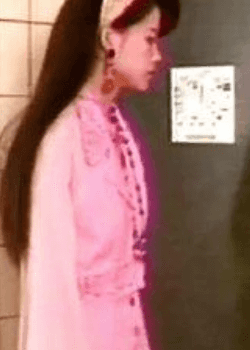 ɫ